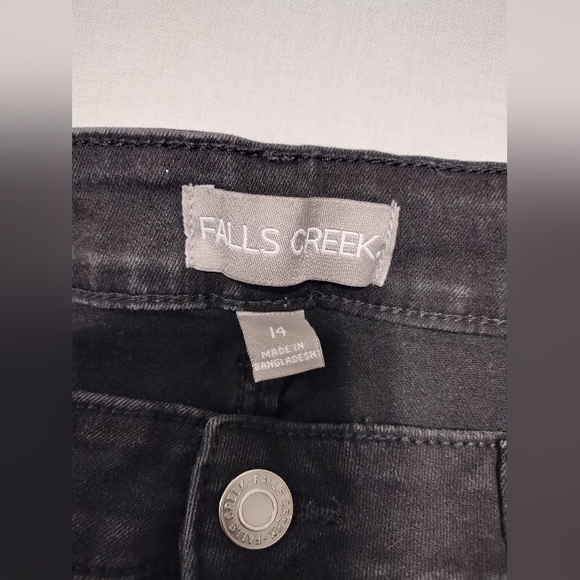 Black Flared Jeans - Picture 11 of 11